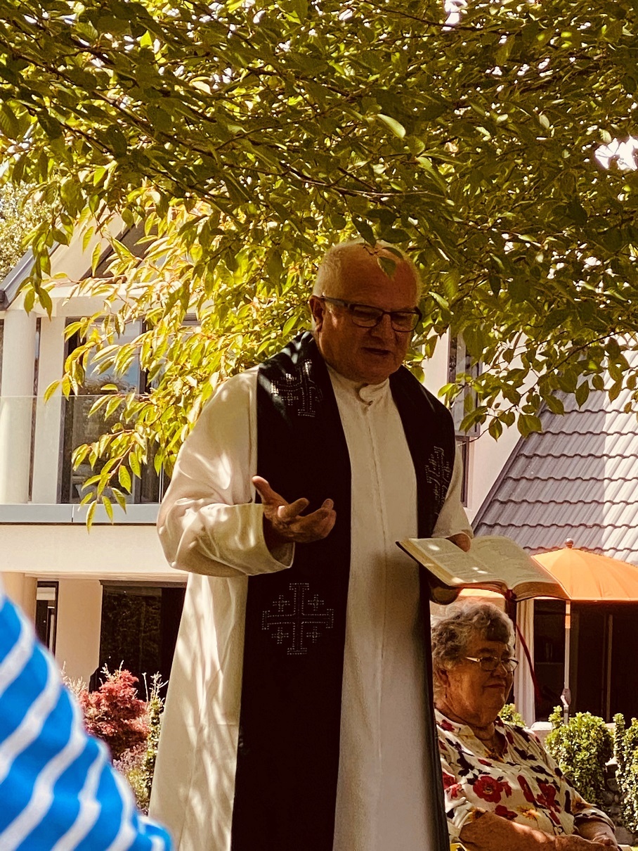 Fr brian at lunch mass